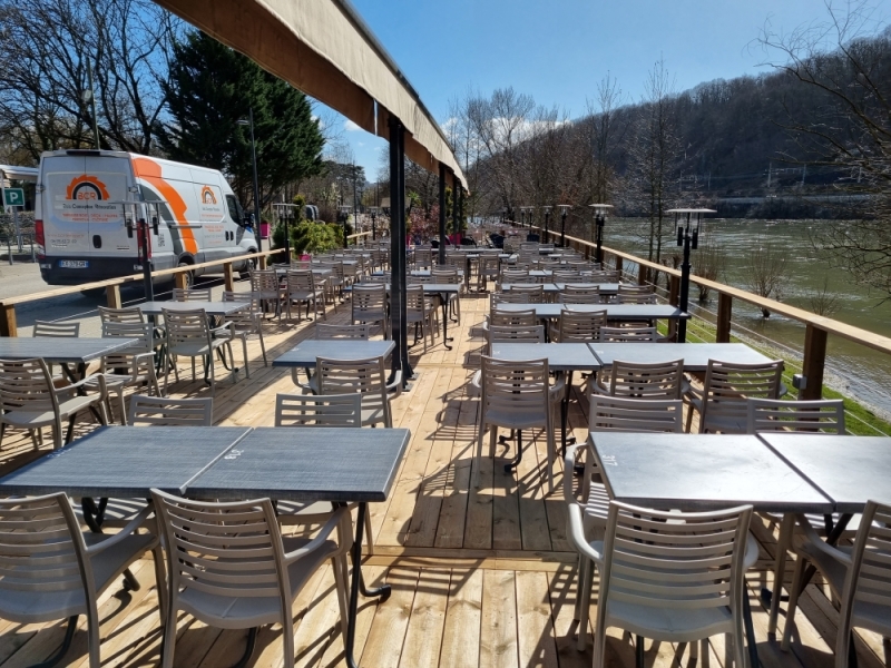 Terrasse Pin Lyon, BCR