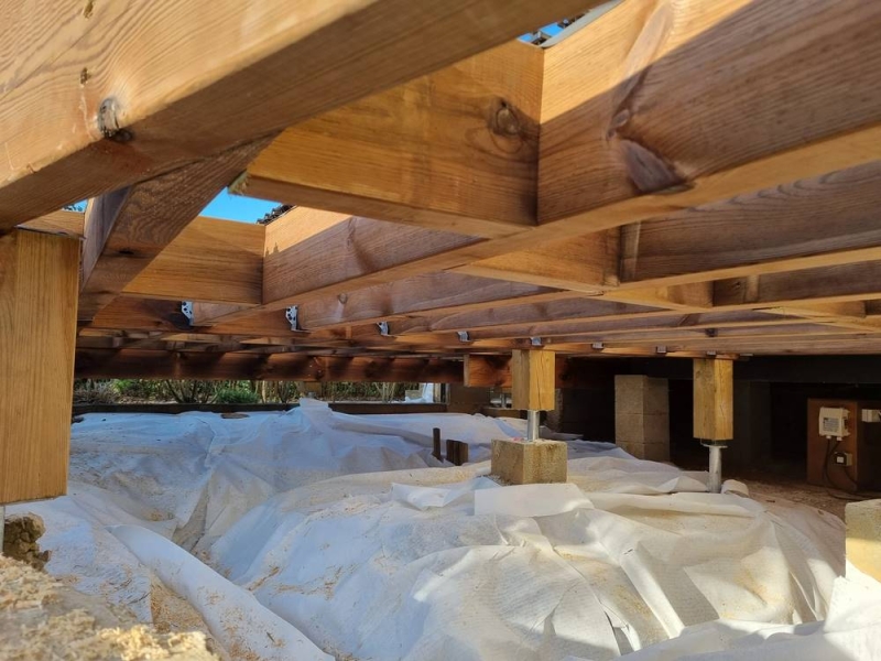 Réfection intégrale d'une terrasse sur pilotis - Frêne THT sur système Grad, Lyon, BCR