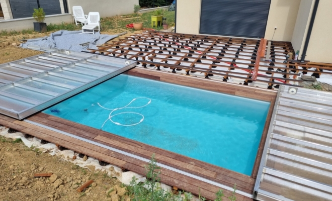 Conception d'une terrasse pour piscine à Neuville sur Saône