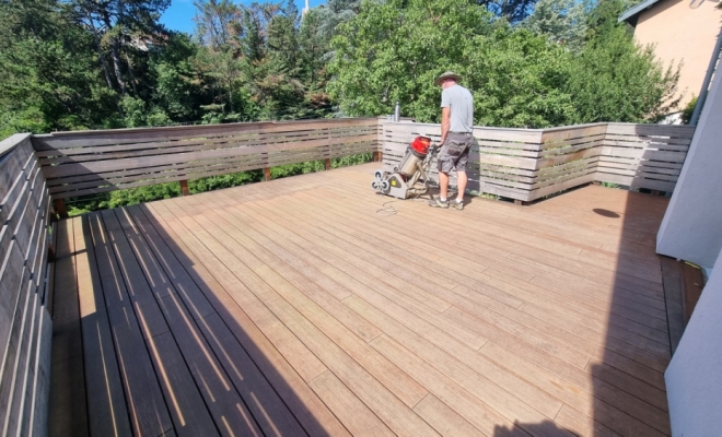 Entretien annuel de terrasse et deck bois à Caluire-et-Cuire