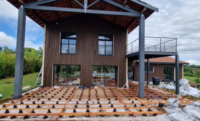 création d'une magnifique terrasse en bois Ipé à l'Arbresle