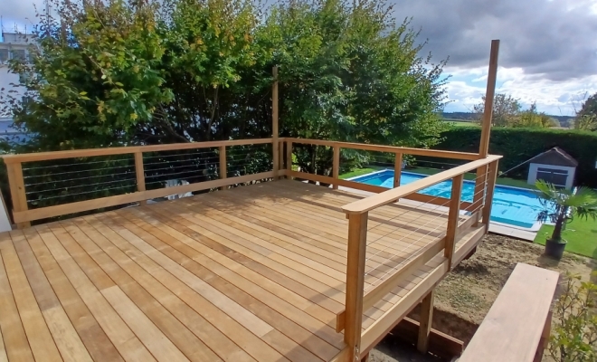 Terrasse en bois sur pilotis  Lyon