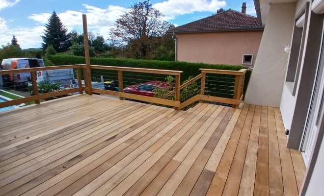 Terrasse en bois sur pilotis Limonest