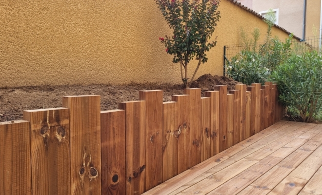 Transformation d'un jardin - Terrasse pin marron - Qincieux